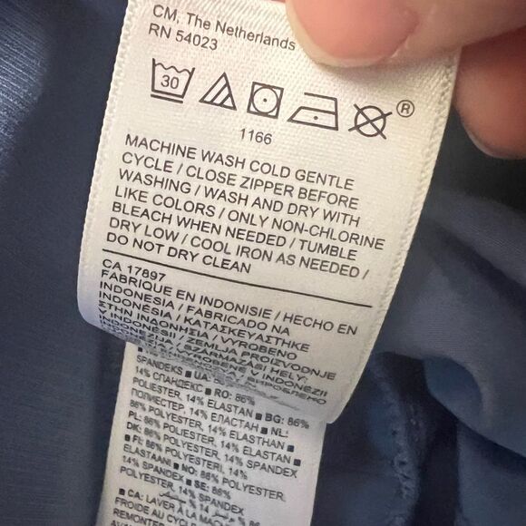 Athleta Cottage Blue Nikita Slim Crop Pant Size 6 NWOT - Picture 9 of 9